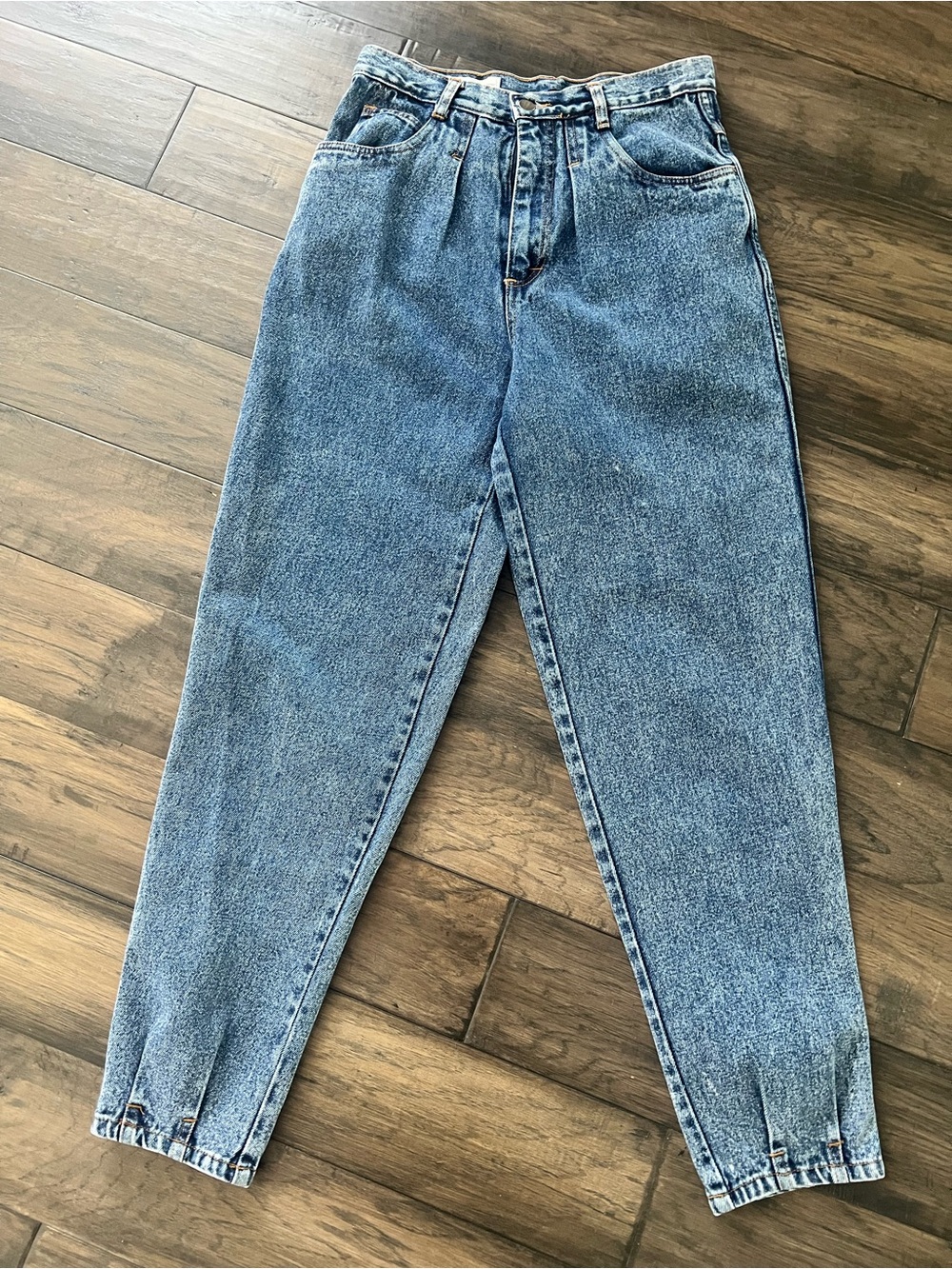 Vintage High-Waisted Women’s Blue Denim Jeans